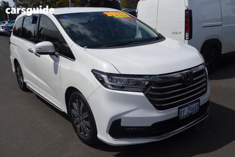 White 2021 Honda Odyssey Wagon Vil7