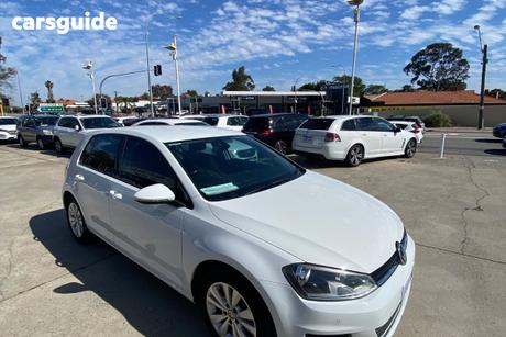 White 2014 Volkswagen Golf Hatchback 90 Tsi Comfortline
