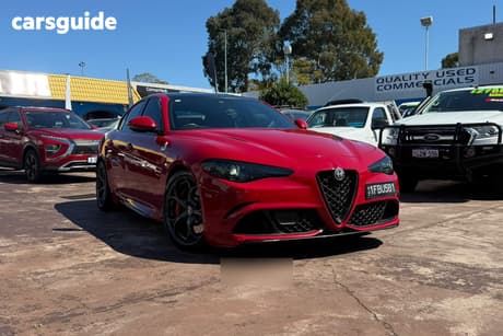Red 2017 Alfa Romeo Giulia Sedan Quadrifoglio (Qv)