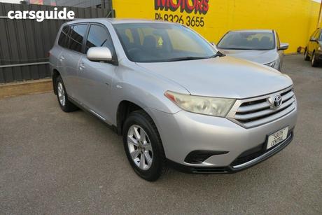 Silver 2010 Toyota Kluger SUV KX-R