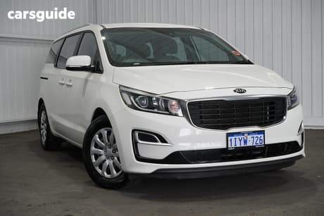 White 2018 Kia Carnival Wagon S
