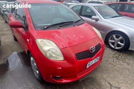Red 2008 Toyota Yaris Hatchback Yrs