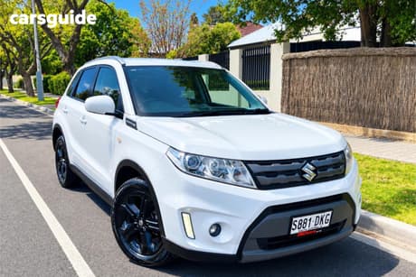 White 2017 Suzuki Vitara Wagon Rt-S