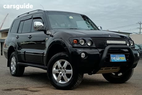 Black 2006 Mitsubishi Pajero Wagon Vr-X Lwb (4X4)