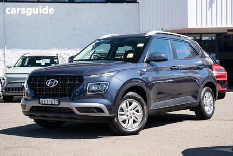 Blue 2026 Hyundai Venue Wagon