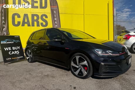 Black 2018 Volkswagen Golf Hatchback Gti