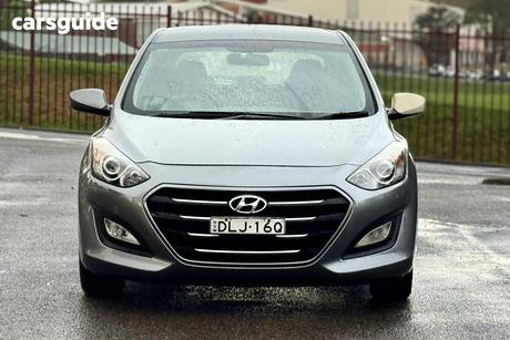 Grey 2016 Hyundai I30 Hatchback Active 1.6 Crdi