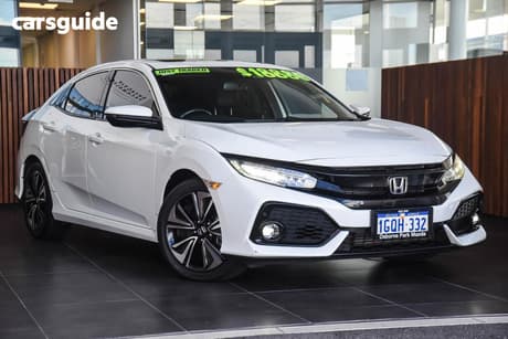 White 2018 Honda Civic Hatchback Vti-Lx