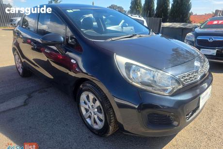 2013 Kia RIO Hatchback S