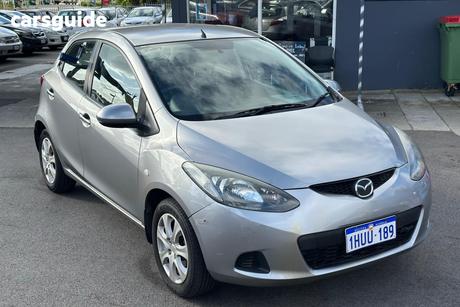Silver 2009 Mazda 2 Hatchback Maxx