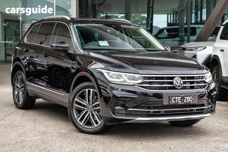 Black 2023 Volkswagen Tiguan Wagon 162Tsi Elegance
