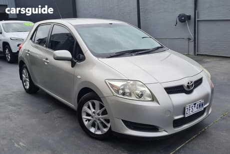 Silver 2008 Toyota Corolla Hatchback Ascent