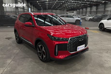 Red 2025 Chery Tiggo 4 PRO Wagon Ultimate