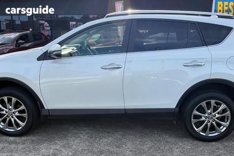 White 2016 Toyota RAV4 Wagon Cruiser (4X4)