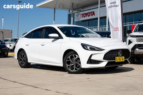 2023 MG MG5 Sedan Vibe