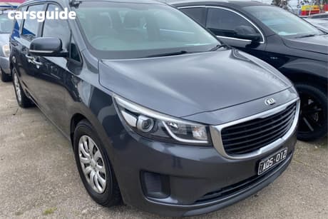 Grey 2015 Kia Carnival Wagon S