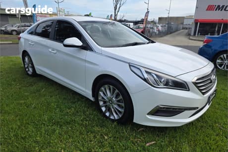 White 2014 Hyundai Sonata Sedan ELITE