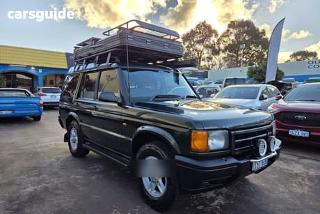 Green 2000 Land Rover Discovery Wagon Es Td5 (4X4)