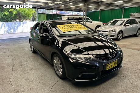Black 2013 Honda Civic Hatchback Vti-L