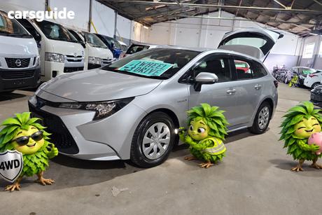 Silver 2020 Toyota Corolla Wagon TOURING (HYBRID)