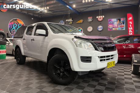White 2015 Isuzu D-MAX Crew Cab Utility Sx Hi-Ride (4X4)