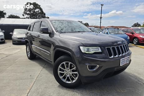 Grey 2015 Jeep Grand Cherokee Wagon Laredo (4X4)