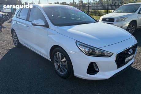 White 2017 Hyundai I30 Hatchback Active