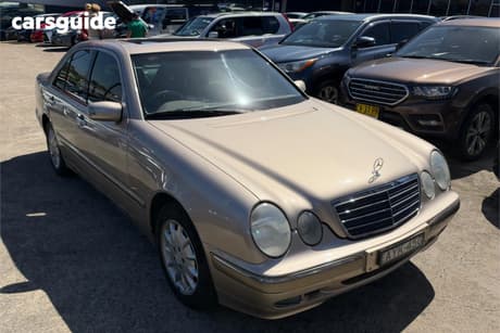 Gold 2001 Mercedes-Benz E240 Sedan Classic