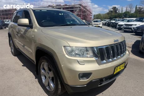 Gold 2011 Jeep Grand Cherokee Wagon Limited (4X4)