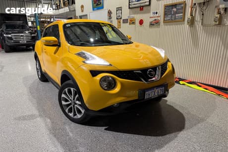 Yellow 2016 Nissan Juke Wagon St (Fwd)