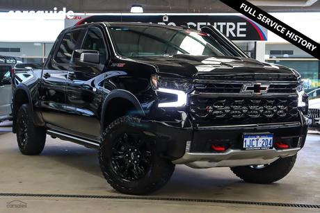 Black 2024 Chevrolet Silverado Crew Cab Pickup 1500 Zr2