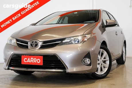 Silver 2014 Toyota Corolla Hatchback Ascent Sport