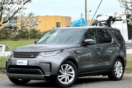 Grey 2017 Land Rover Discovery Wagon Td6 Se