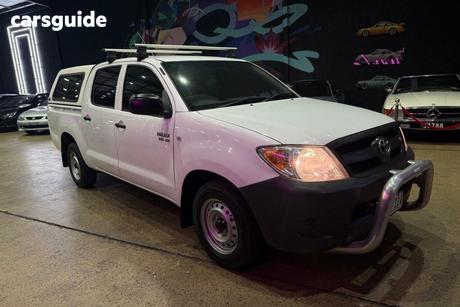 White 2006 Toyota Hilux Pickup Sr