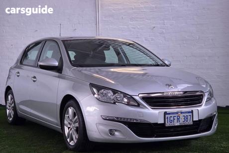 Silver 2017 Peugeot 308 Hatchback Active