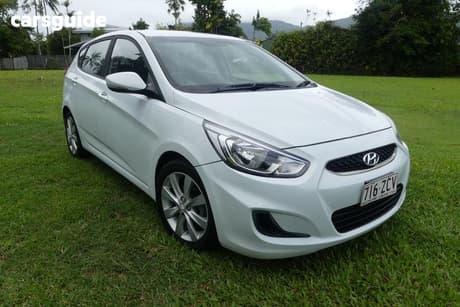 White 2019 Hyundai Accent Hatchback Sport