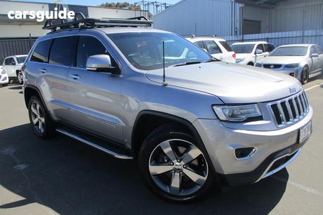 Grey 2017 Jeep Grand Cherokee Wagon Limited (4X4)
