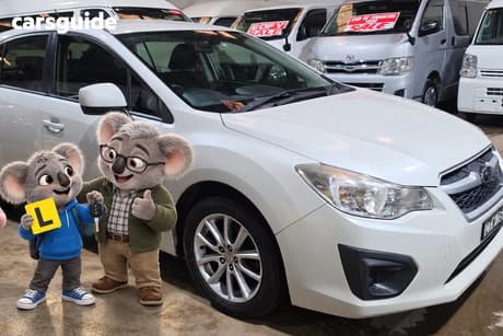 White 2014 Subaru Impreza Hatchback 2.0I (Awd)