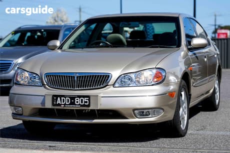 Gold 2001 Nissan Maxima Sedan Ti