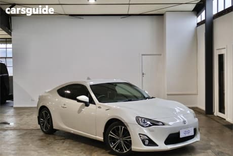 White 2013 Toyota 86 Coupe Gts