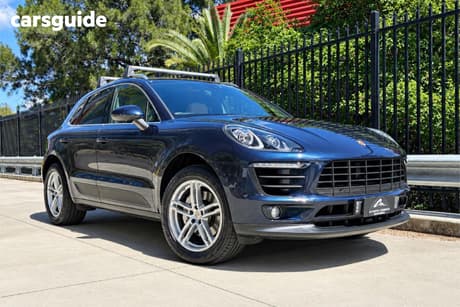 Blue 2018 Porsche Macan Wagon S