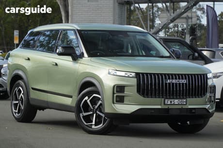 Green 2025 Jaecoo J7 Wagon Track