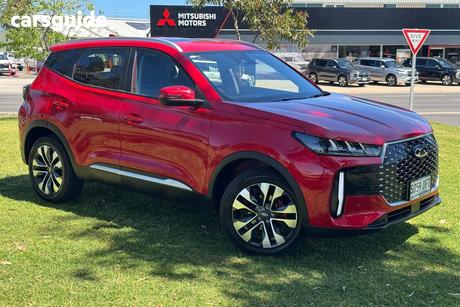 Red 2025 Chery Tiggo 4 Wagon Ultimate