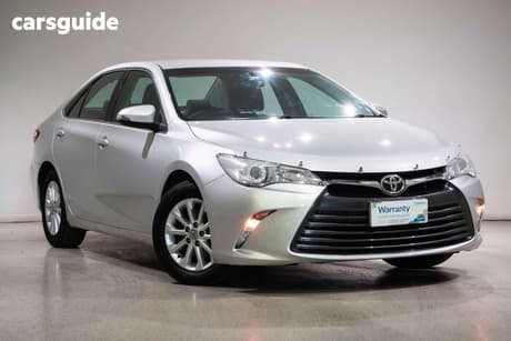 Silver 2016 Toyota Camry Sedan Altise