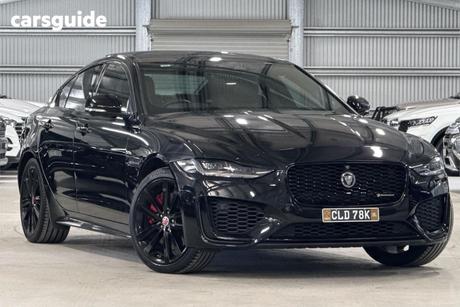 Black 2021 Jaguar XE Sedan P300 R-Dynamic Se (221Kw)
