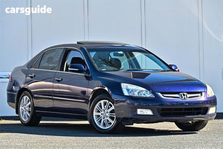 Blue 2006 Honda Accord Sedan V6 Luxury