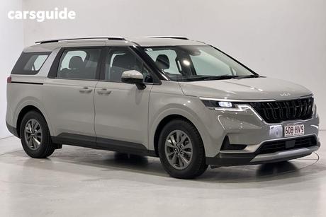 Silver 2023 Kia Carnival Wagon S