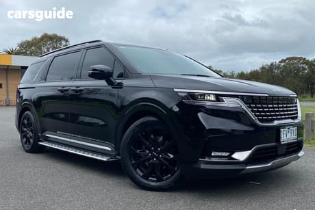 Black 2022 Kia Carnival Wagon Platinum