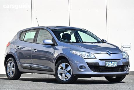 Blue 2011 Renault Megane Hatchback Dynamique