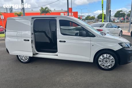 White 2021 Volkswagen Caddy Commercial TDI320 F